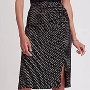 NWT Ann Taylor Black Mauve Polka Dot Rushed Pencil Skirt Career Size 6